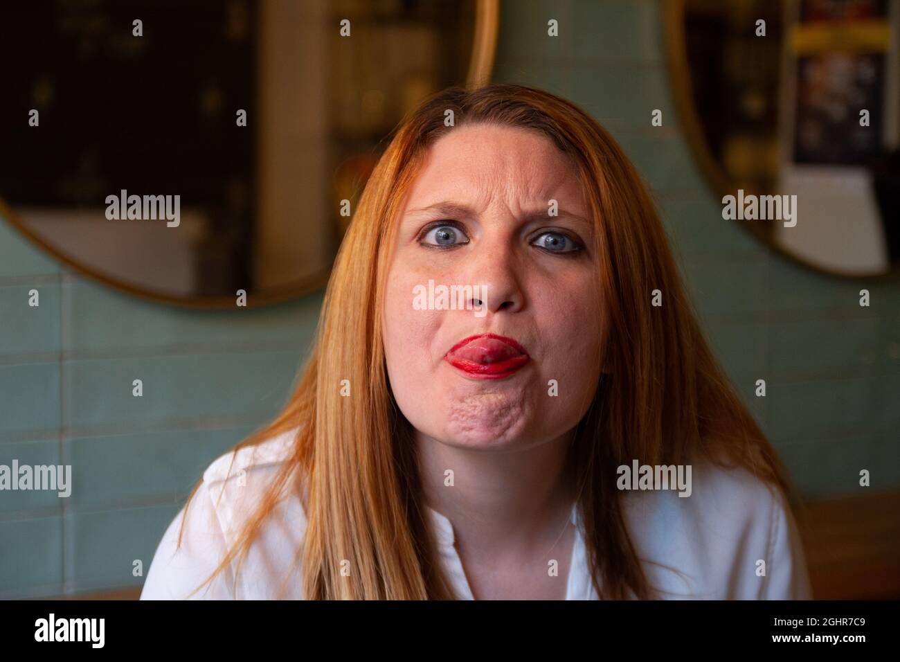 Tamara Schauspielerin lustige Pose Stockfoto