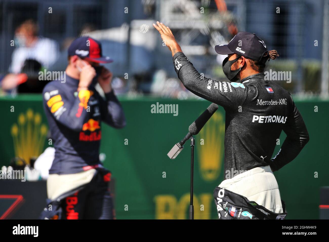 Lewis Hamilton (GBR) Mercedes AMG F1 im Qualifying Parc Ferme. 04.07.2020. Formel 1 Weltmeisterschaft, Rd 1, Großer Preis Von Österreich, Spielberg, Österreich, Qualifizierender Tag. Bildnachweis sollte lauten: XPB/Press Association Images. Stockfoto