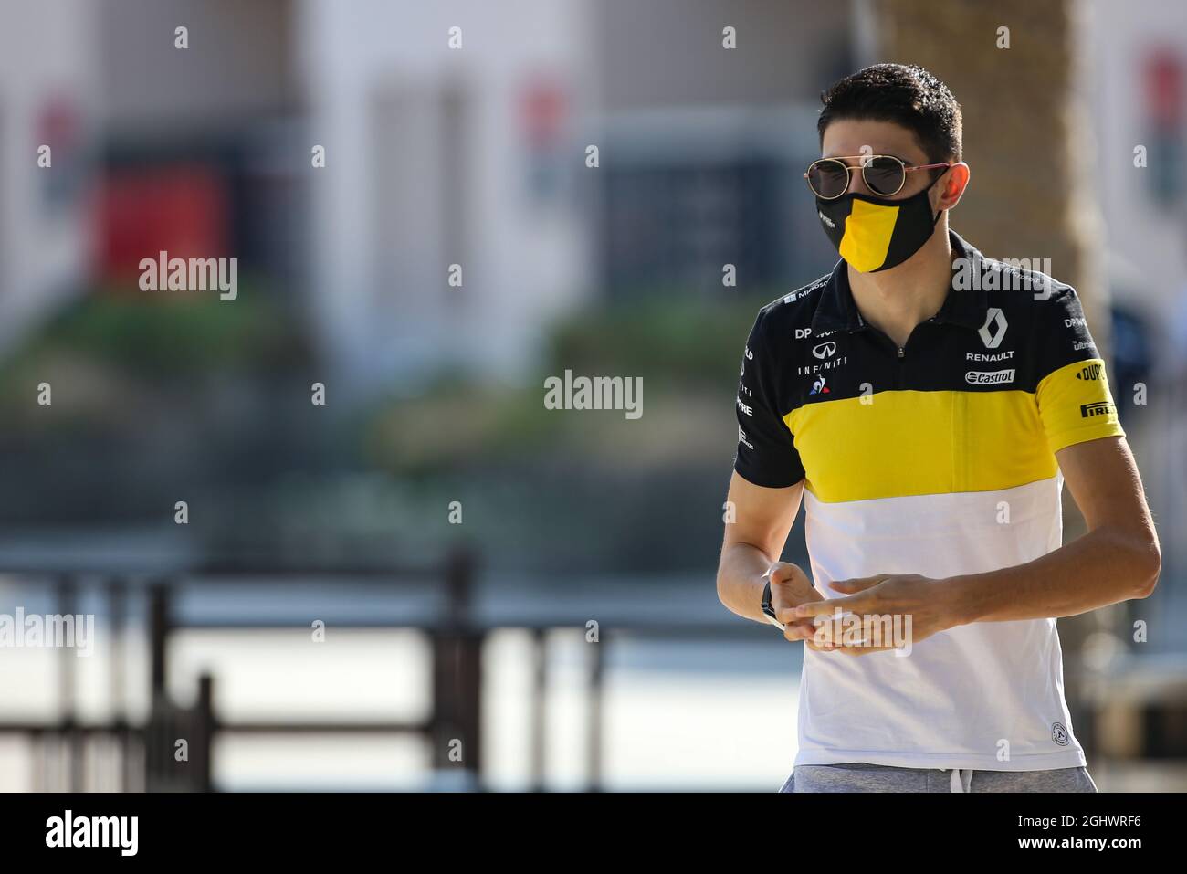 Esteban Ocon (FRA) Renault F1 Team. 26.11.2020. Formel-1-Weltmeisterschaft, Rd 15, Großer Preis Von Bahrain, Sakhir, Bahrain, Tag Der Vorbereitung. Bildnachweis sollte lauten: XPB/Press Association Images. Stockfoto