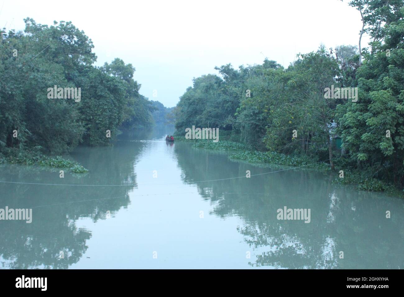 Atemberaubende Landschaft des Flusses Stockfoto