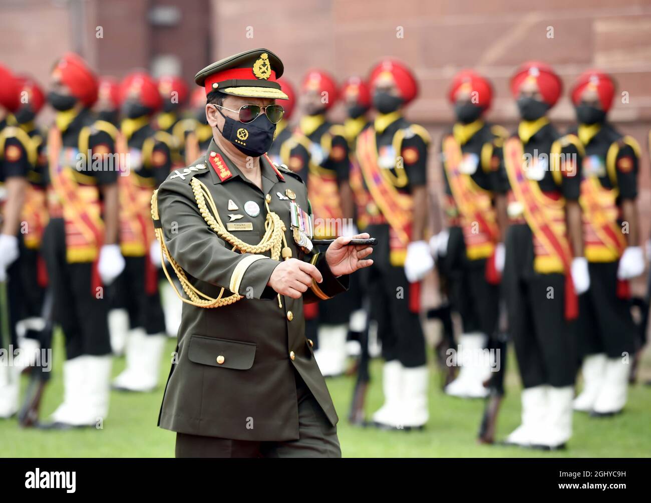Neu-Delhi, Indien. September 2021. NEU DELHI, INDIEN - 7. SEPTEMBER: Der Chef der Armee von Bangladesch, Gen SM Shafiuddin Ahmed, inspiziert am 7. September 2021 in Neu Delhi, Indien, die Ehrenwache im South Block. (Foto von Arvind Yadav/Hindustan Times/Sipa USA) Quelle: SIPA USA/Alamy Live News Stockfoto