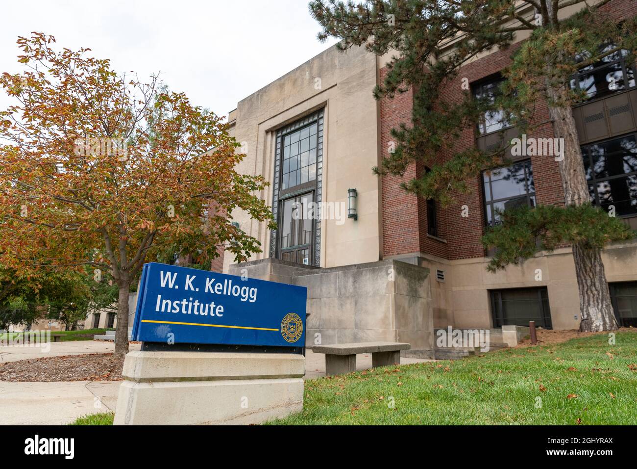Ann Arbor, MI - 4. September 2021: The W.K. Kellogg Institute auf dem Campus der University of Michigan Stockfoto