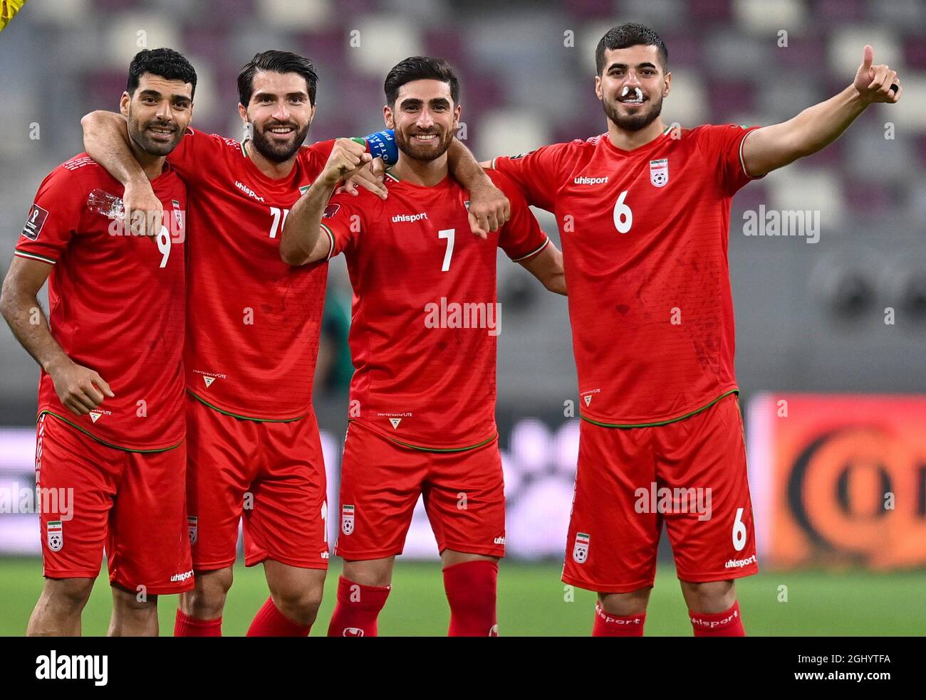 Doha, Katar. September 2021. Die Spieler des Iran feiern den Sieg nach dem Qualifikationsspiel der FIFA-Weltmeisterschaft zwischen dem Iran und dem Irak in Doha, Katar, 7. September 2021. Kredit: Nikku/Xinhua/Alamy Live Nachrichten Stockfoto