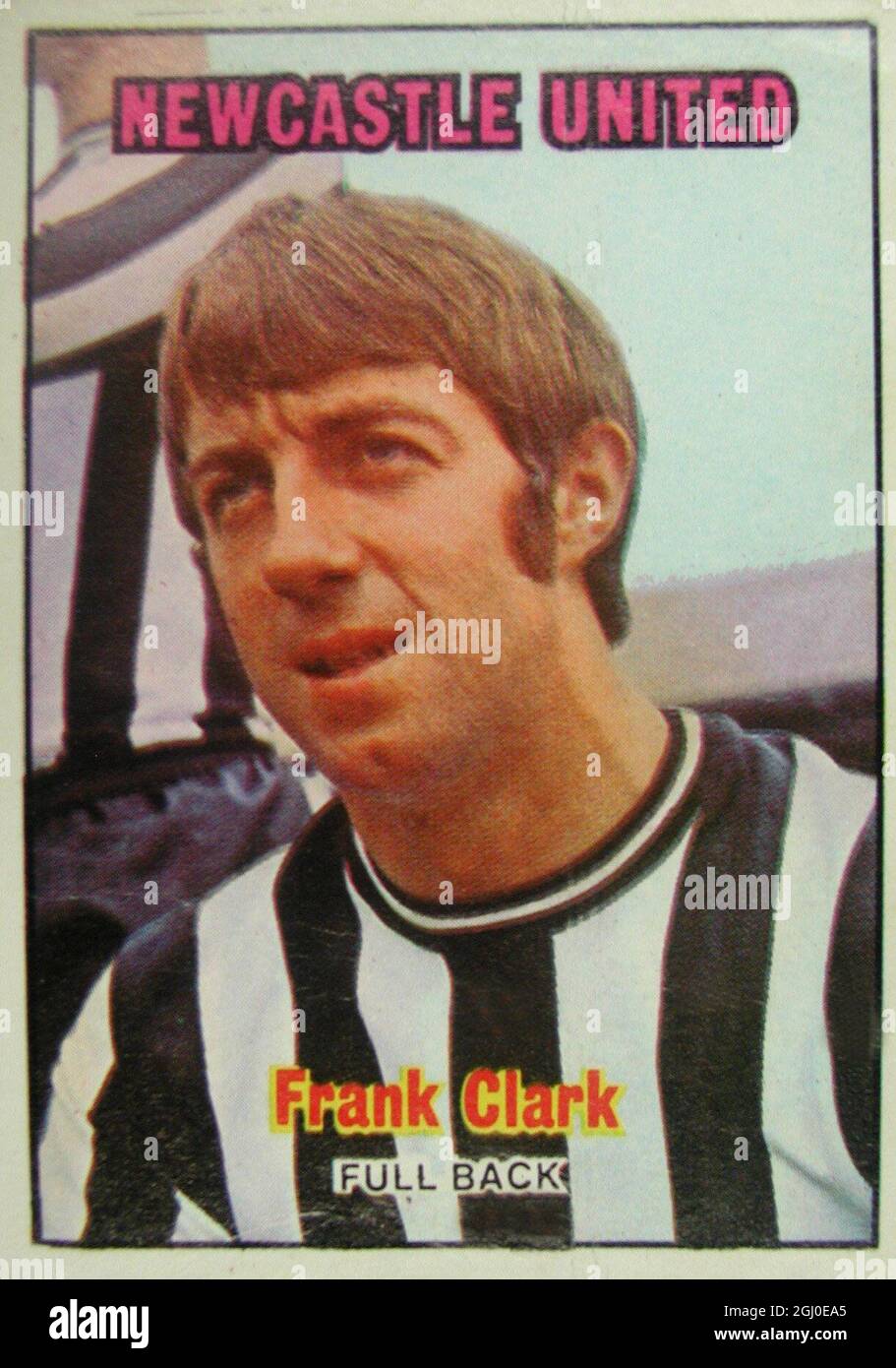 Frank Clark - Newcastle United gut etabliert im ersten Team, ist Clark in den letzten sechs Saisons ein regelmäßiges Mitglied der Newcastle-Mannschaft. Zuvor gewann er mit den Amateuren Crook Town im Mai 1962 eine Medaille der Amateur-Cup-Sieger und unterschrieb im November desselben Jahres professionell für Newcastle. Stockfoto
