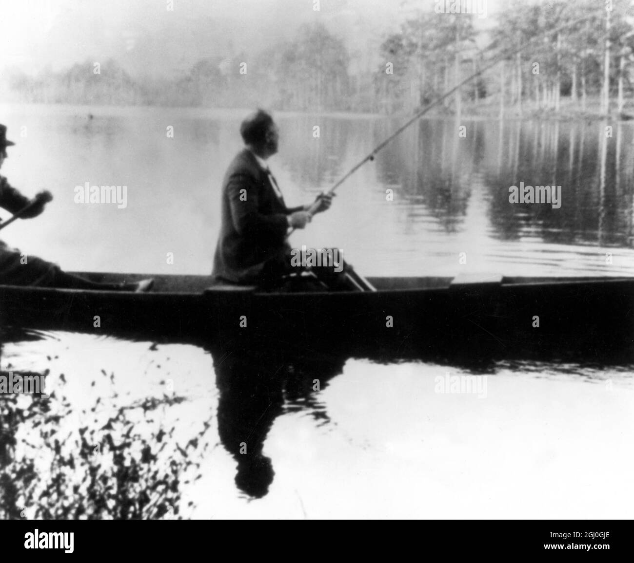 Herr Franklyn Delano Roosevelt (1882-1945), Fischerei in Warm Springs. Er war Präsident der USA 1933-1945, ein Demokrat. Diente als Gouverneur von New York 1929-1933, wurde Präsident während der Depression. Stockfoto