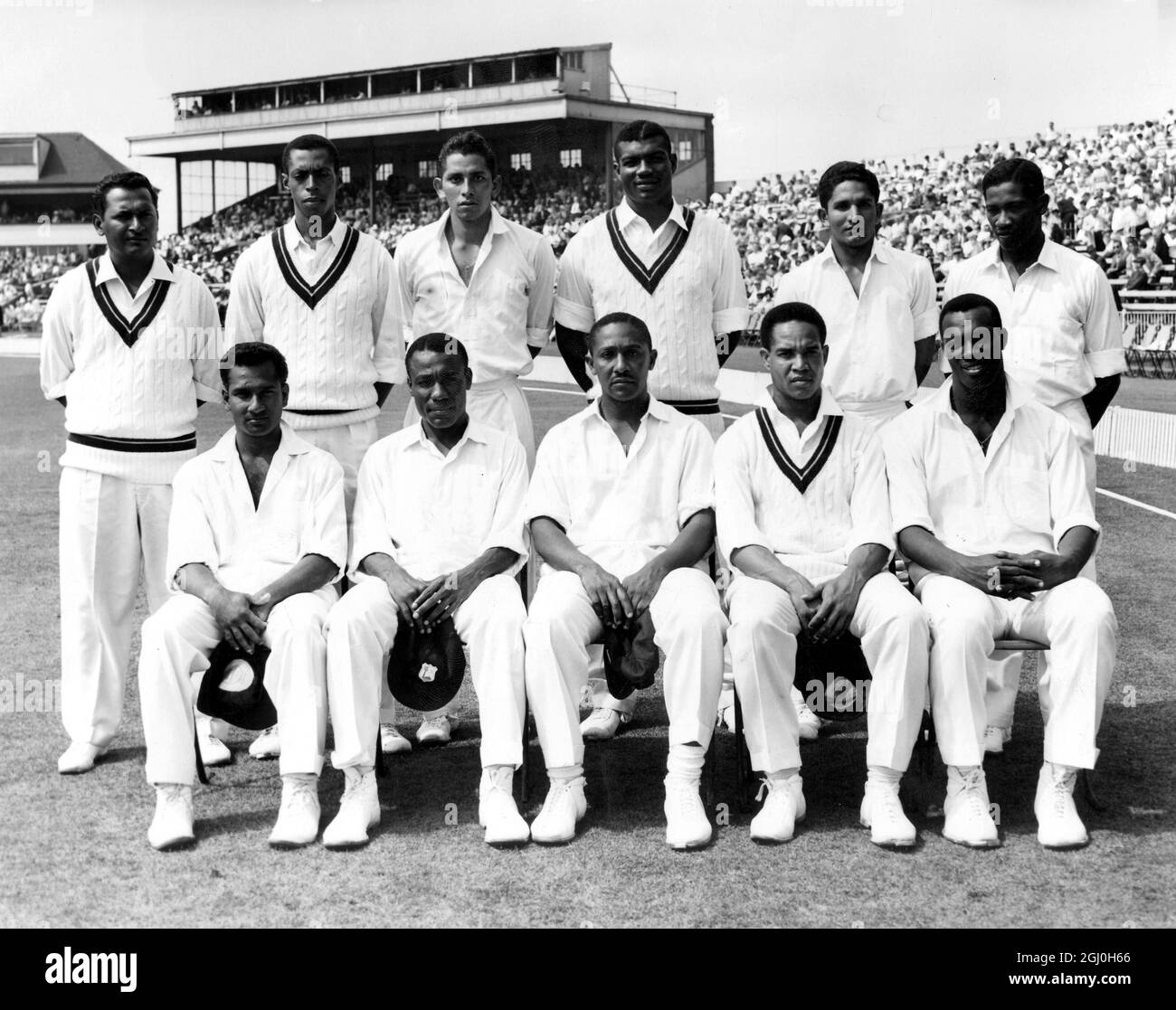 Juni 1963. Testteam Von West Indies. Zurück:(l zu r) J.Solomon, L.Gibbs, M.Carew, C.Griffith, D, Murray und B.Butcher. Vorne (l bis r) R.Kanhai, C.Hunte, F.M.Worrell, G.Sobers und W.Hall. 1963 Stockfoto
