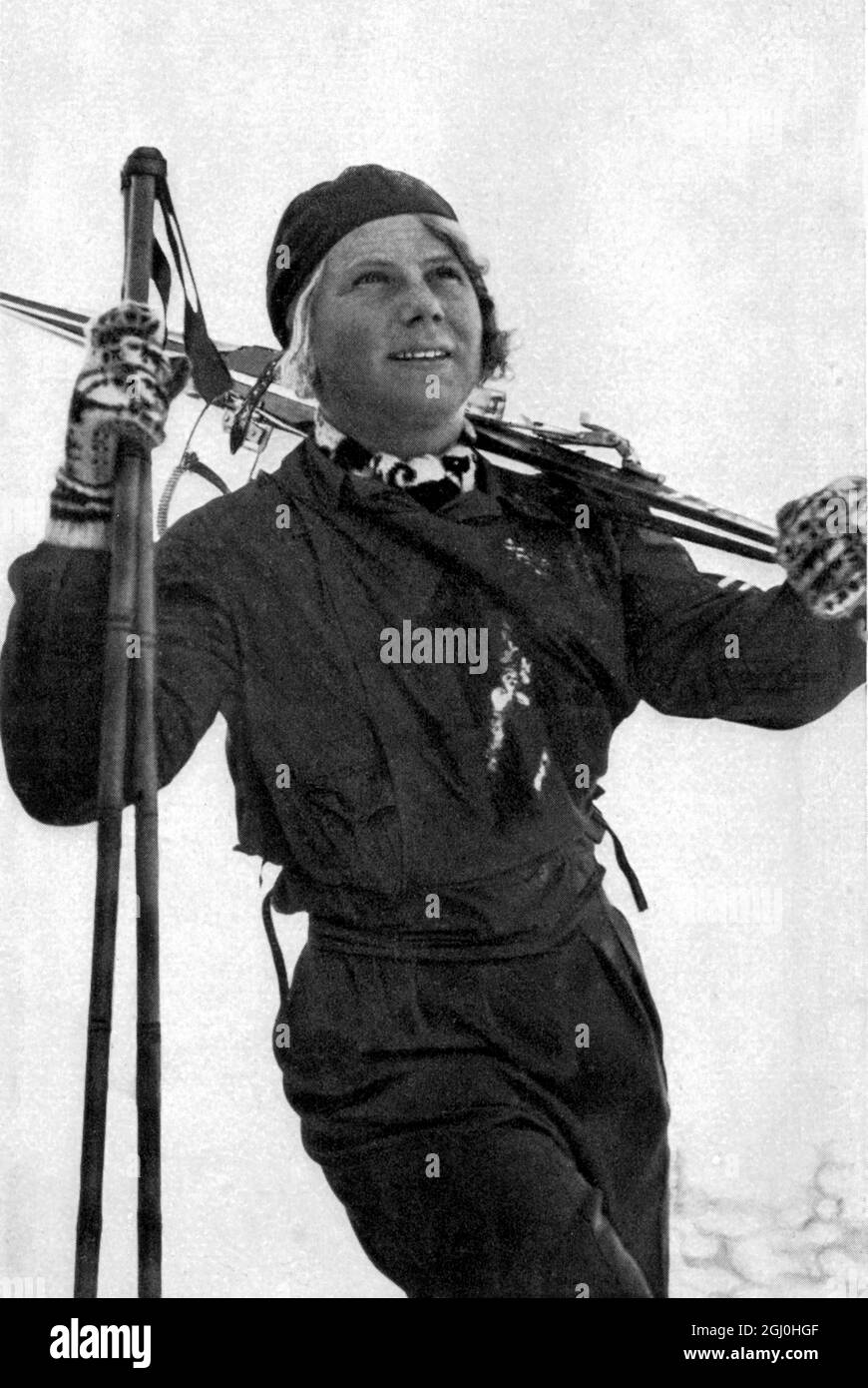1936 Olympische Winterspiele Garmisch - Partenkirchen, Deutschland Laila Schou-Nilsen, Norwegen, Weltrekordlerin für Eisschnelllauf, aber da es keine Veranstaltung für Frauen gab, nahm sie an dem alpinen Ski-Wettbewerb Teil, bei dem sie die Bronzemedaille erhielt. ©TopFoto Stockfoto