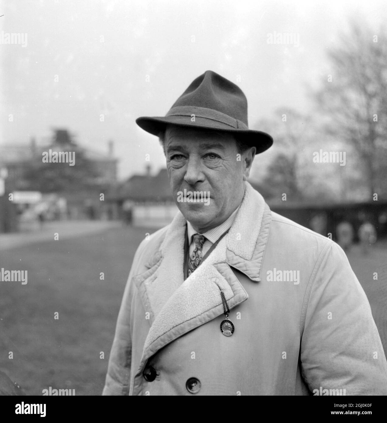 Sandown: Fulke Walwyn, eine Top-Trainerin, bei Sandown am 17. Dezember 1968 Stockfoto