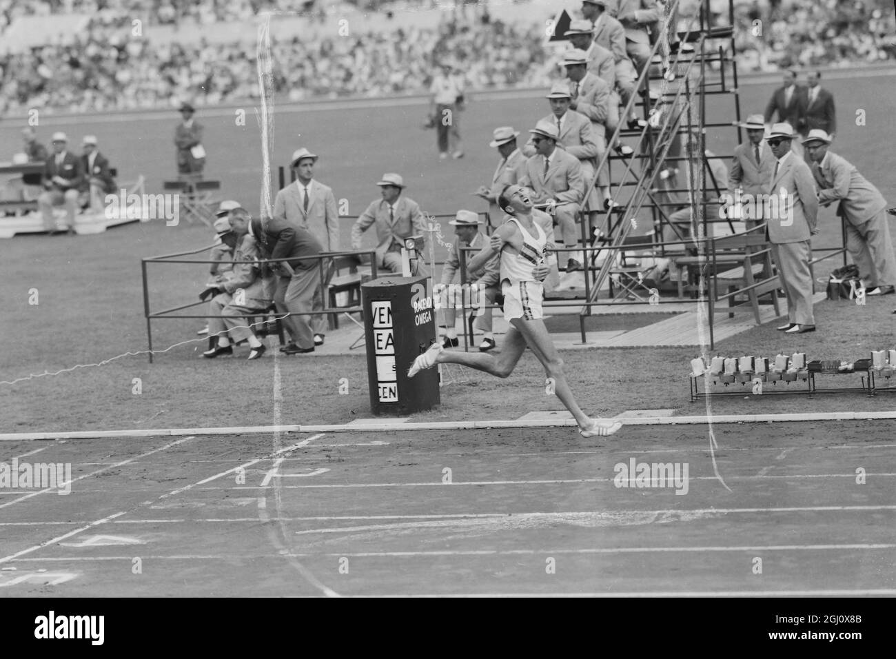 OLYMPISCHES SPIEL 1500 M ELLIOTT GEWINNT AM 7. SEPTEMBER 1960 Stockfoto