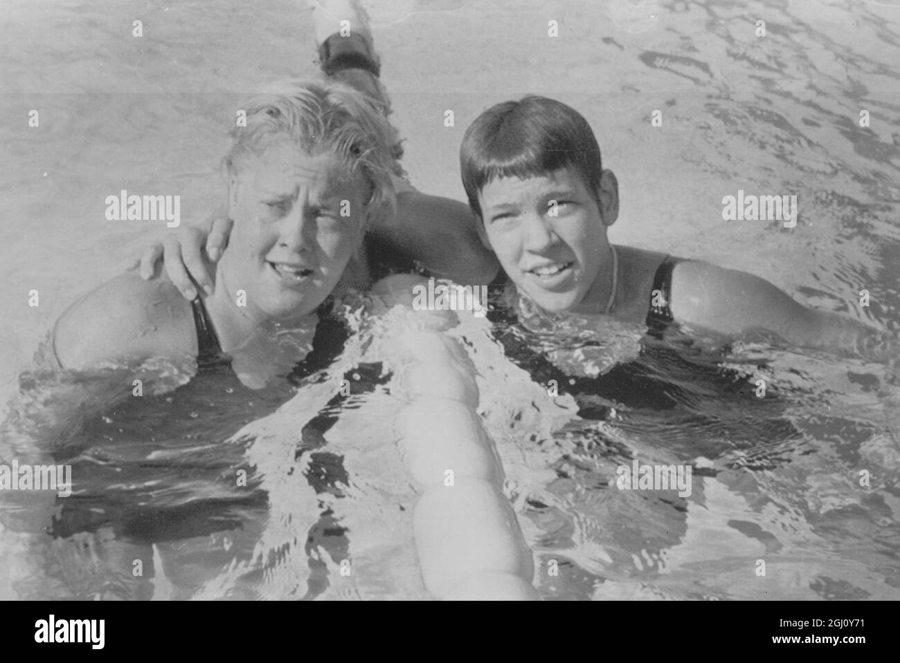 OLYMPISCHE SPIELE SCHWIMMEN 100M FRAUEN SCHMETTERLING WÄRME 3 WATT HOLZ VOOHILL 30 AUGUST 1960 Stockfoto