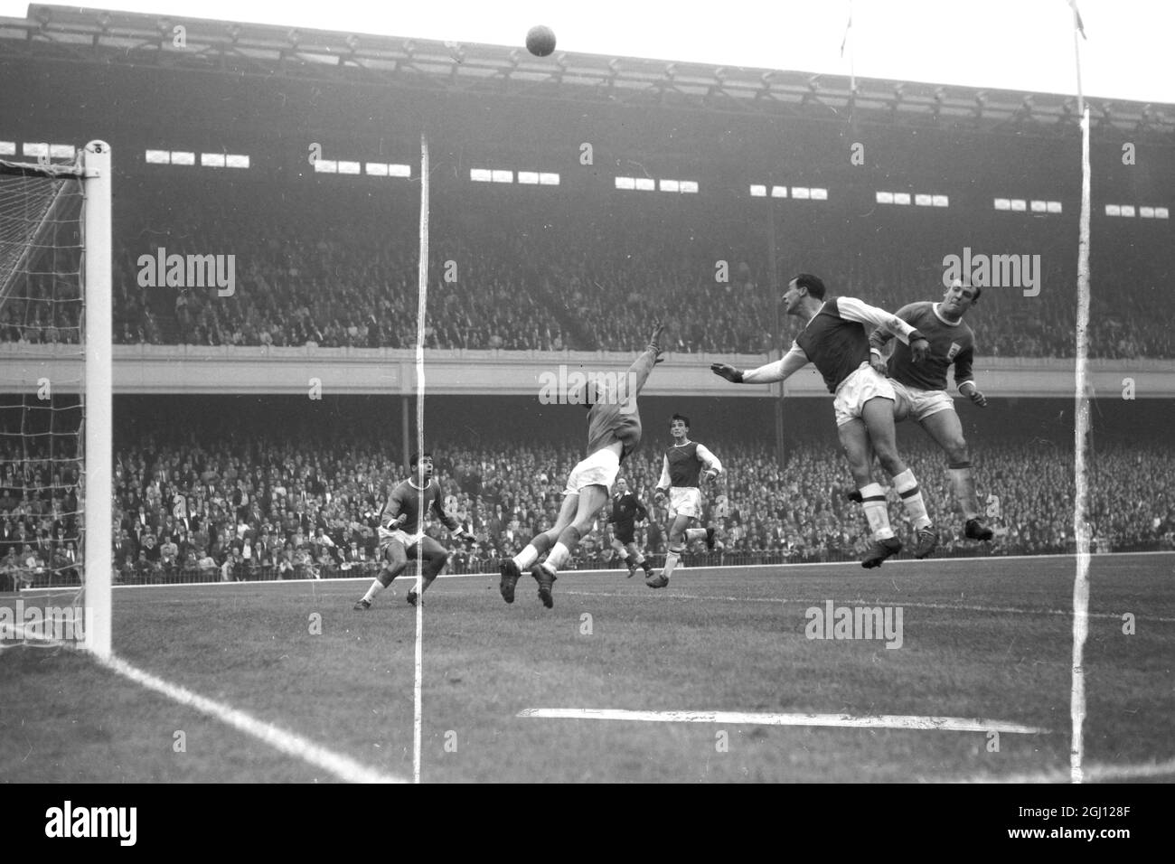 MEL CHARLES OF BIRMINGHAM CITY V ARSENAL - FUSSBALLSPIEL - 23. SEPTEMBER 1961 Stockfoto