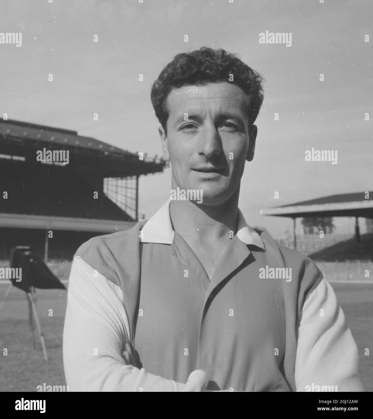 LEN WILLIS - FUSSBALLPORTRAIT - ARSENAL FC FOOTBALL CLUB - 5. OKTOBER 1961 Stockfoto