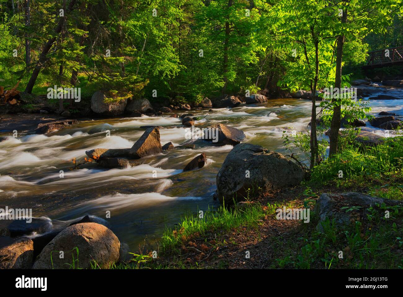 Kanada, Ontario. Rushing River Provincial Park, Rushing River Landschaft. Kredit als: Mike Grandmaison / Jaynes Gallery / DanitaDelimont. com Stockfoto
