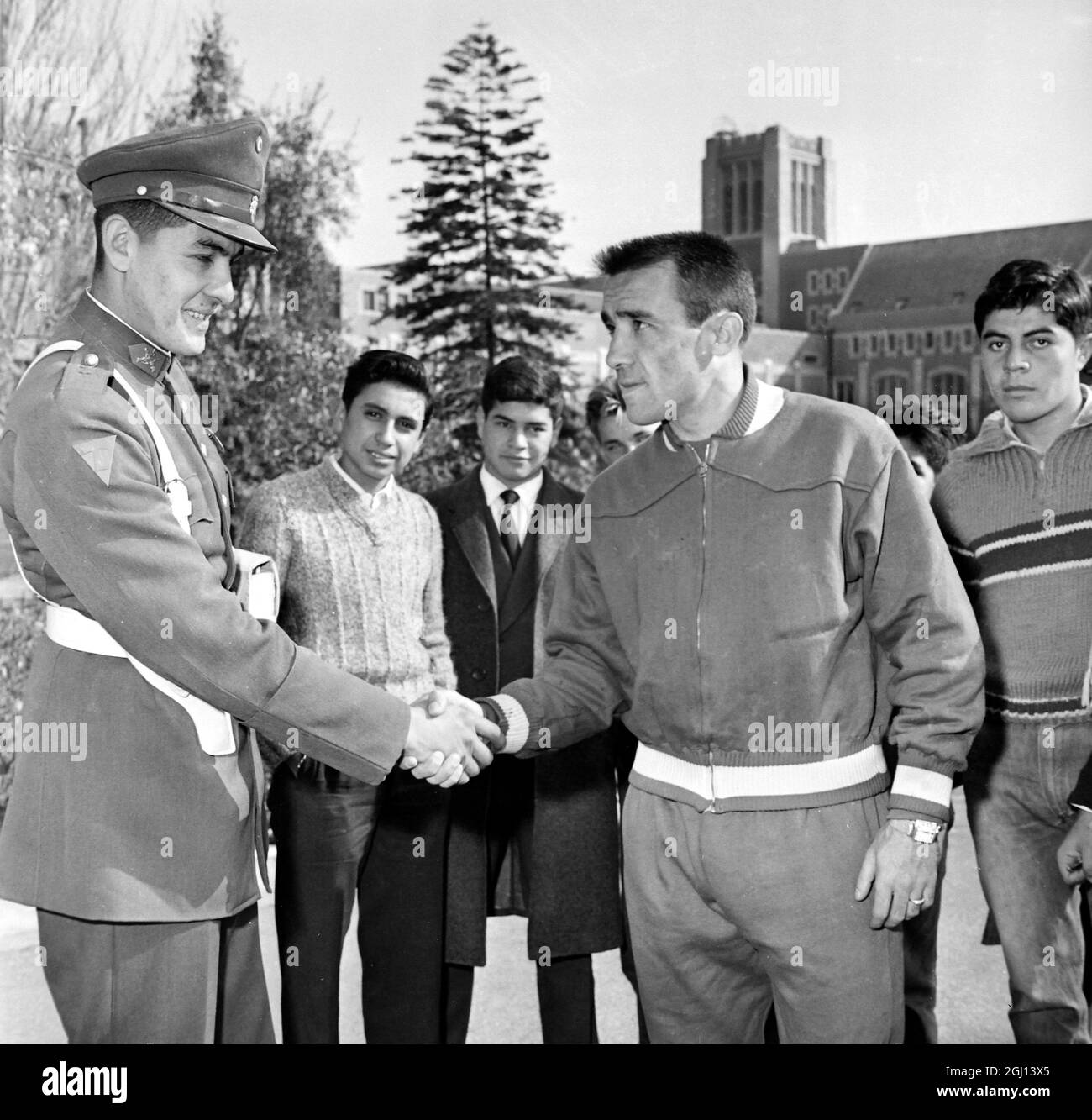 FUSSBALL DIE SPANISCHE MANNSCHAFT LUIS DEL SOL TRAINIERT ; 26. MAI 1962 Stockfoto