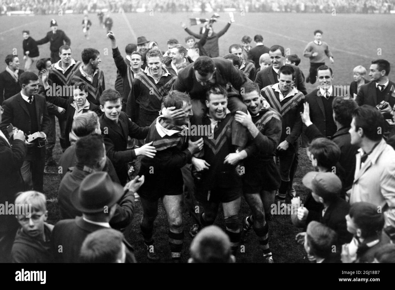 Manchester united mannschaft der 1960er jahre Fotos und Bildmaterial