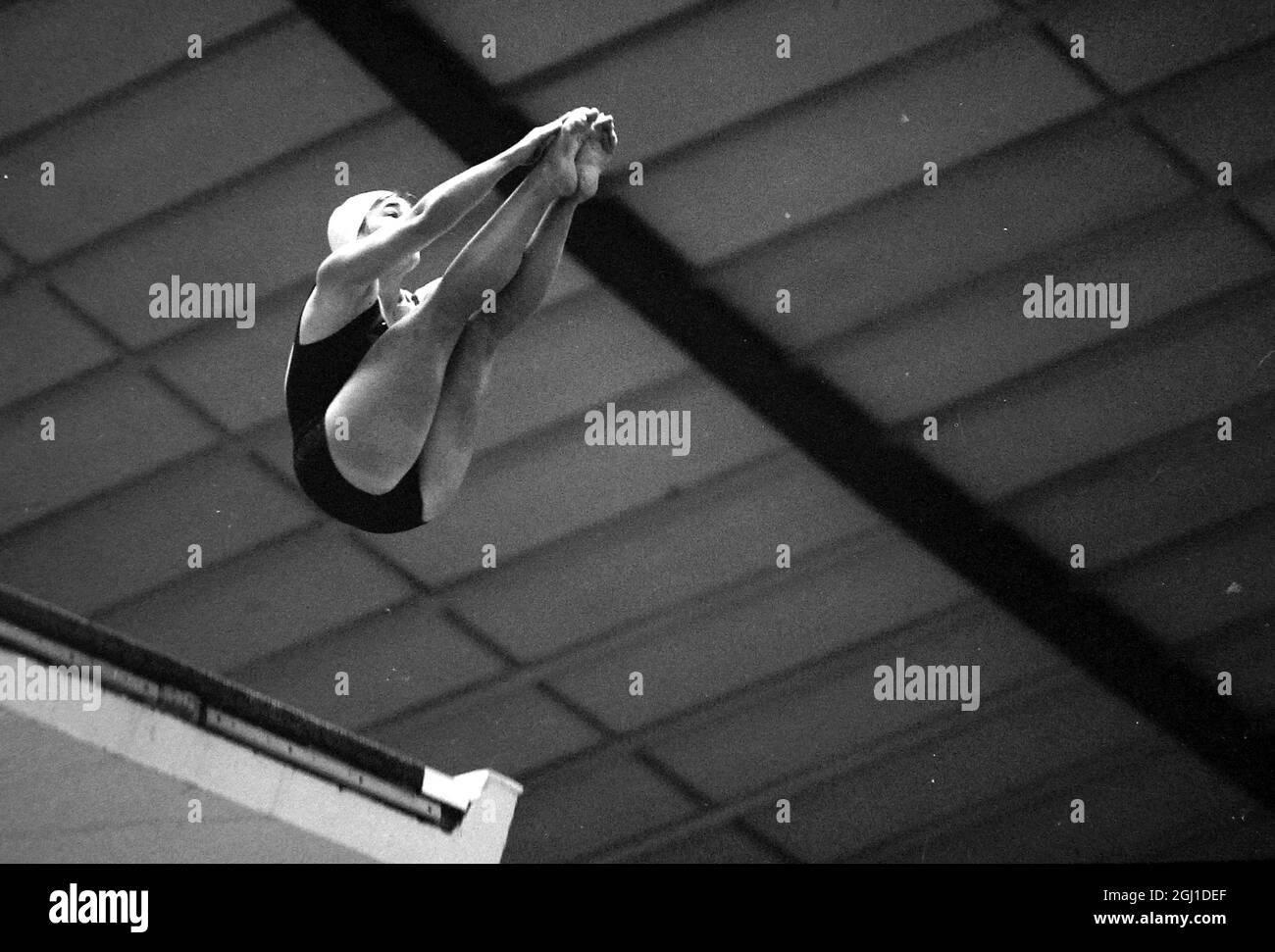 OLYMPISCHE SPIELE, OLYMPISCHE SPORTSPIELE - XVIII. OLYMPIADE IN TOKYO, JAPAN - BOXOLYMPIADE ATZORI V OLECH FLYWEIGHT FINAL REF ERHÖHT ATZ ; 16. OKTOBER 1964 Stockfoto