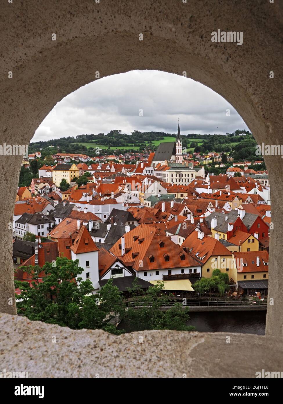 Blick auf Èeský Krumlov (Tschechische Krumlov, eine historische Stadt in Südböhmen an der Moldau, ein berühmtes UNESCO-Denkmal, Tschechische Republik Stockfoto