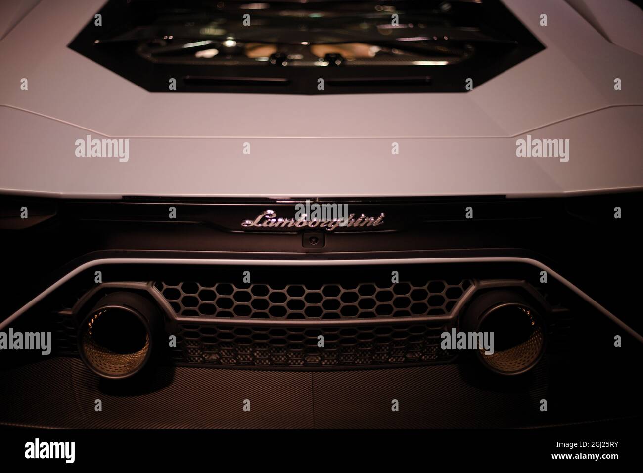 Mailand, Italien - 8. September 2021. Lamborghini, Milan Design Week 2021 im Rahmen des „Salone del Mobile“-Events. Stockfoto