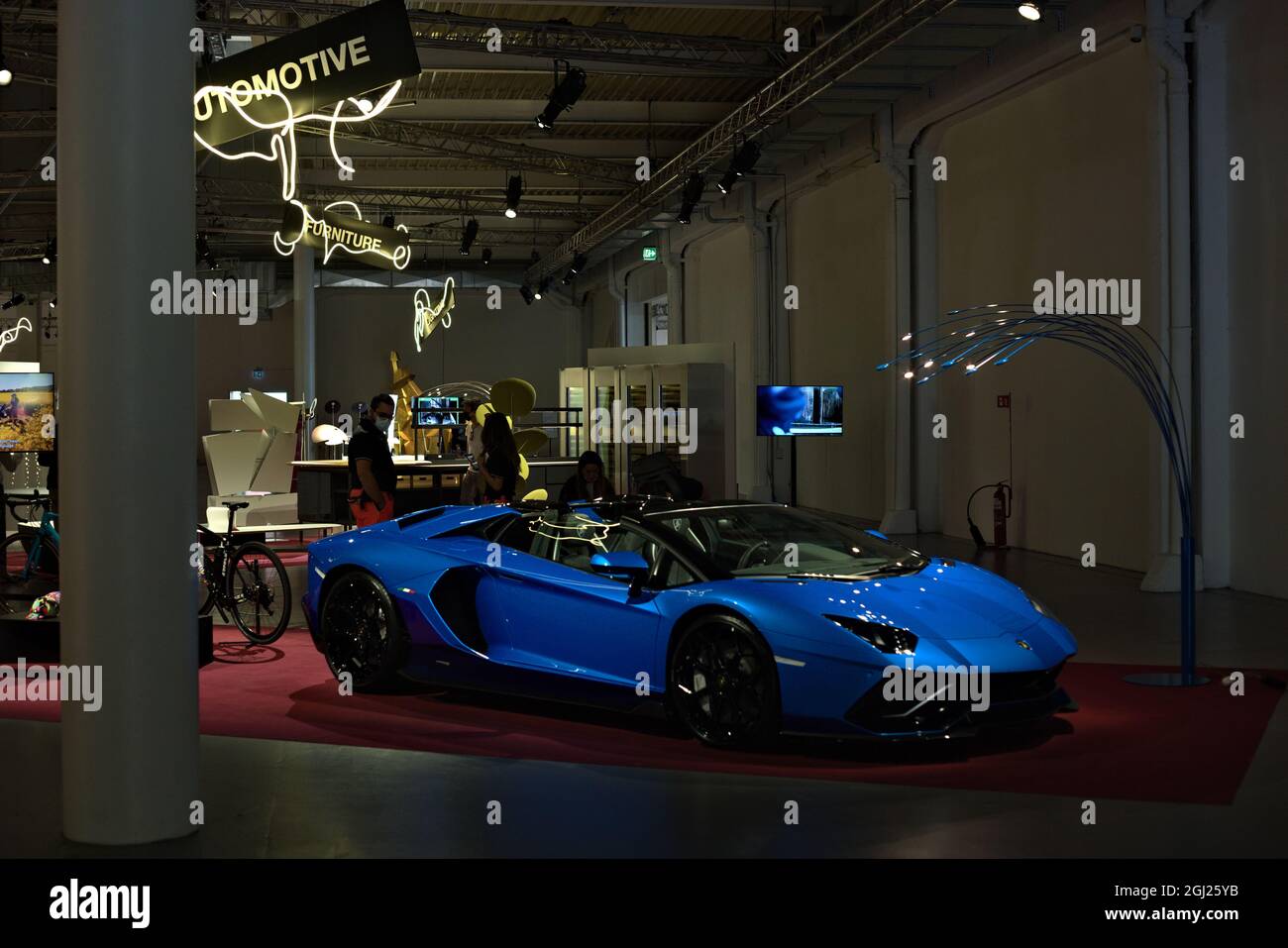 Mailand, Italien - 8. September 2021. Lamborghini, Milan Design Week 2021 im Rahmen des „Salone del Mobile“-Events. Stockfoto