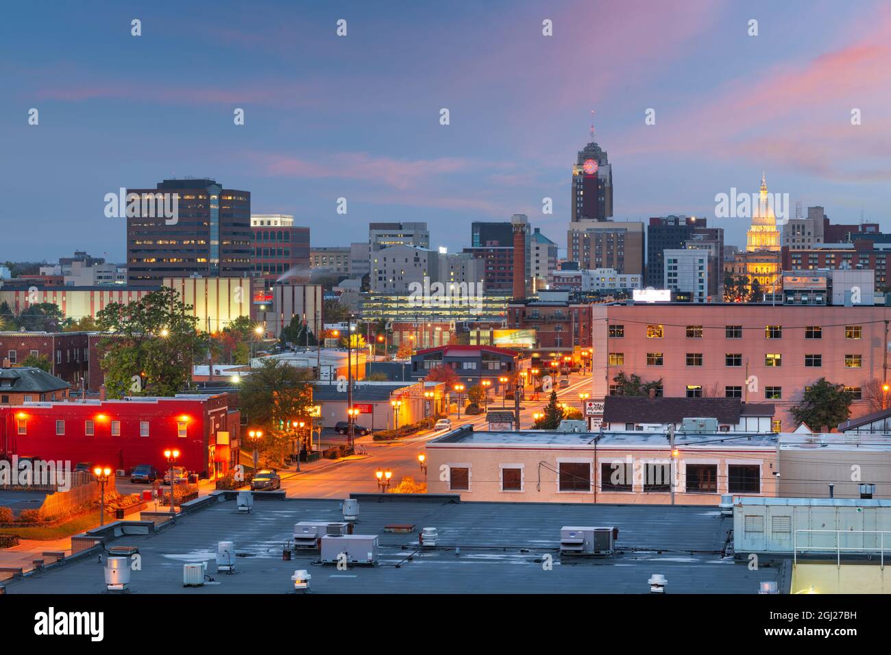 Lansing, Michigan, USA Skyline der Innenstadt bei Dämmerung. Stockfoto