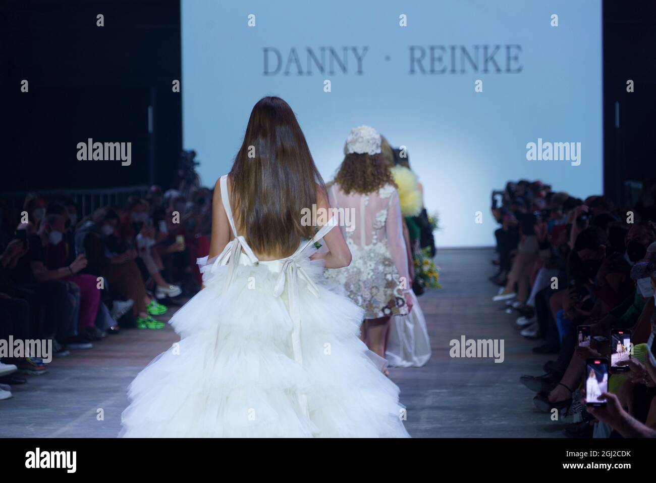 Berlin, Deutschland. September 2021. Danny Reinke Frühjahr/Sommer 2022 Kollektionen auf der MBFW 2021. (Foto: Beata Siewicz/Pacific Press) Quelle: Pacific Press Media Production Corp./Alamy Live News Stockfoto