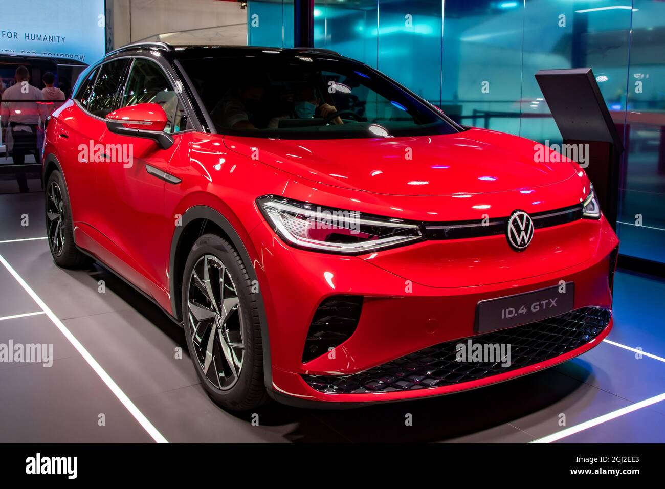Das vollelektrische SUV-Coupé Volkswagen ID.4 GTX wurde auf der IAA Mobility 2021 in München am 6. September 2021 vorgestellt. Stockfoto