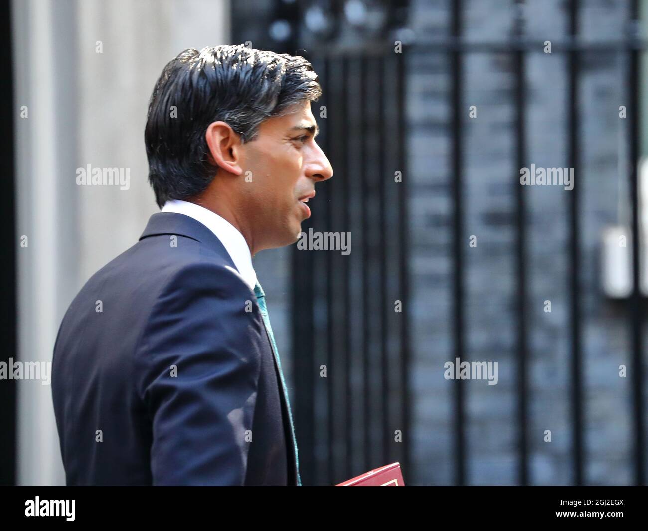 London, Großbritannien. September 2021. Der Schatzkanzler Rishi Sunak kommt vor dem PMQ in der Downing Street an. Quelle: Uwe Deffner/Alamy Live News Stockfoto