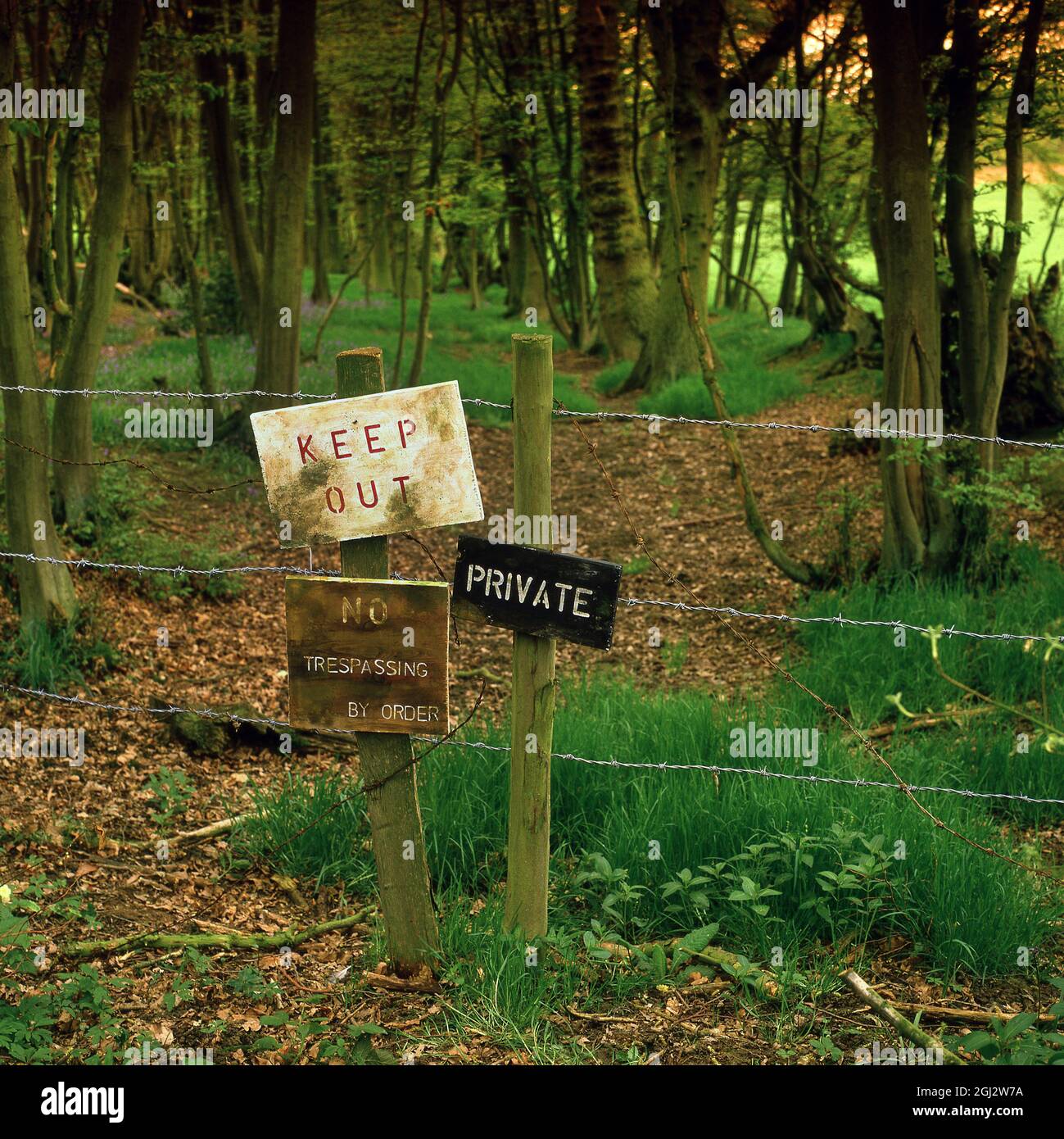 Fußweg durch privates Land in England Stockfoto
