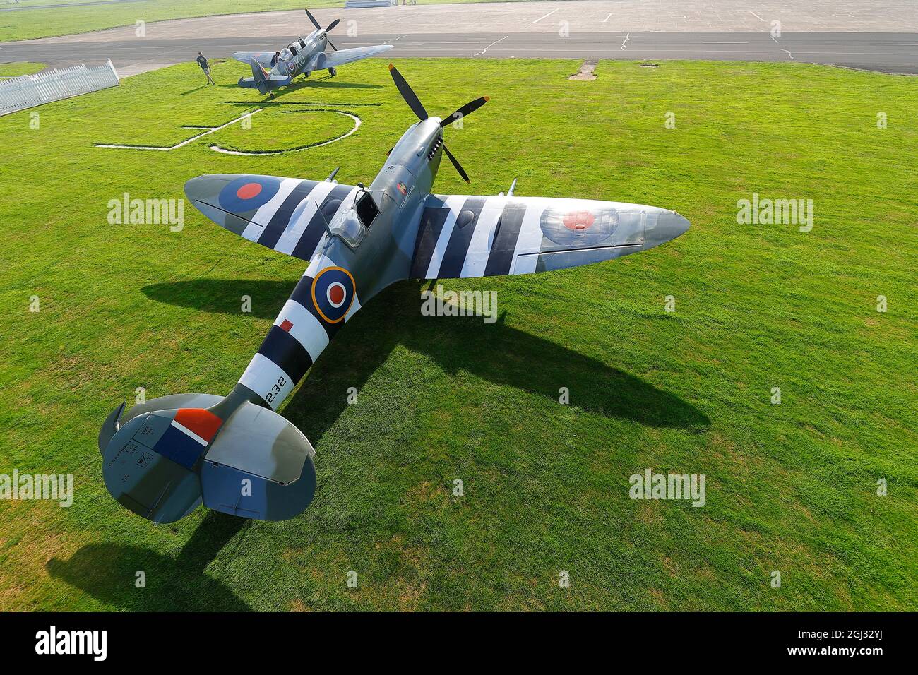 Spitfire Rr232 Rs232 spitfire -Fotos und -Bildmaterial in hoher Auflösung – Alamy
