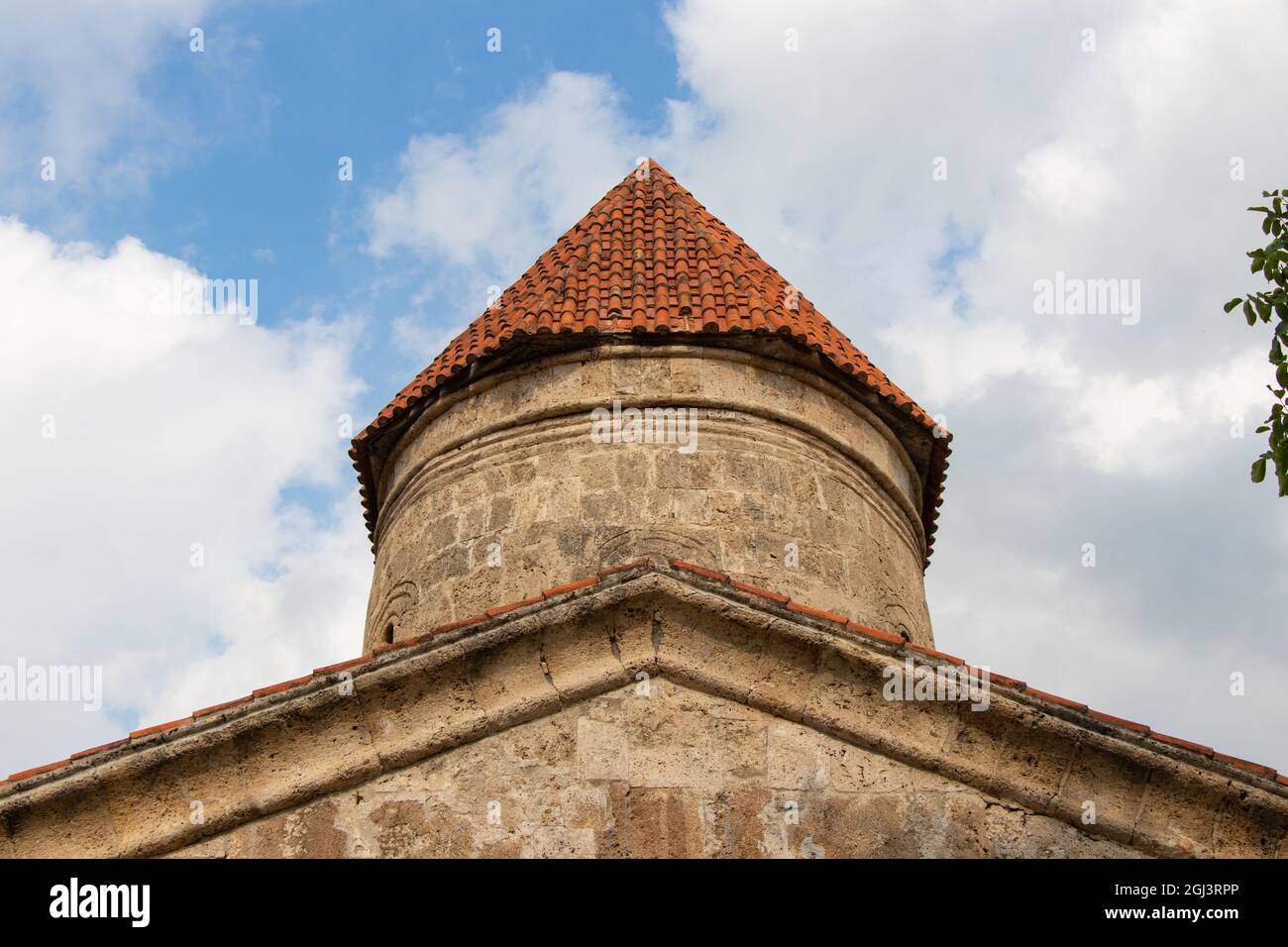 Die christliche Geschichte des Kaukasus. frühes christentum in Aserbaidschan. Albanische Kirche im Kisch Dorf Sheki Stockfoto