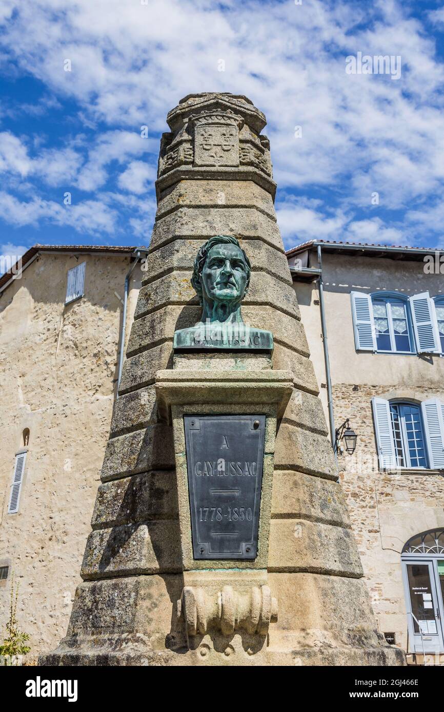 Denkmal für Joseph Louis Gay-Lussac, französischer Chemiker und Physiker (1778-1850), geboren in Saint-Léonard-de-Noblat, Haute-Vienne (87), Frankreich. Stockfoto