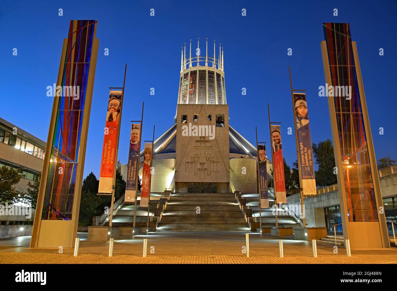 Metropolitan Cathedral Bei Nacht, Liverpool Stockfoto