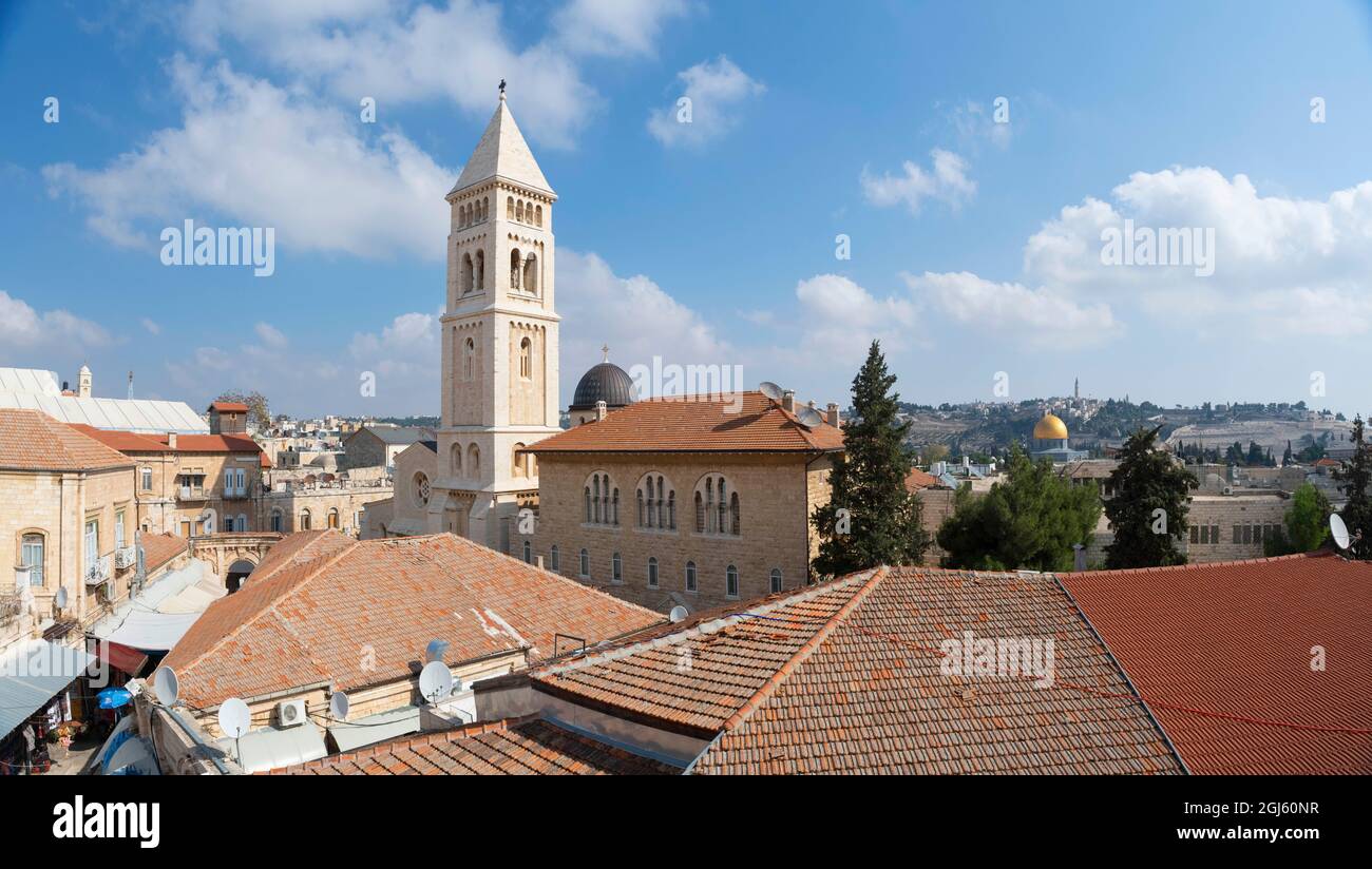 Israel, Jerusalem. Der Glockenturm der Evangelisch-Lutherischen Kirche (Kirche des Erlösers) im christlichen Viertel der Altstadt von Jerusalem. Stockfoto