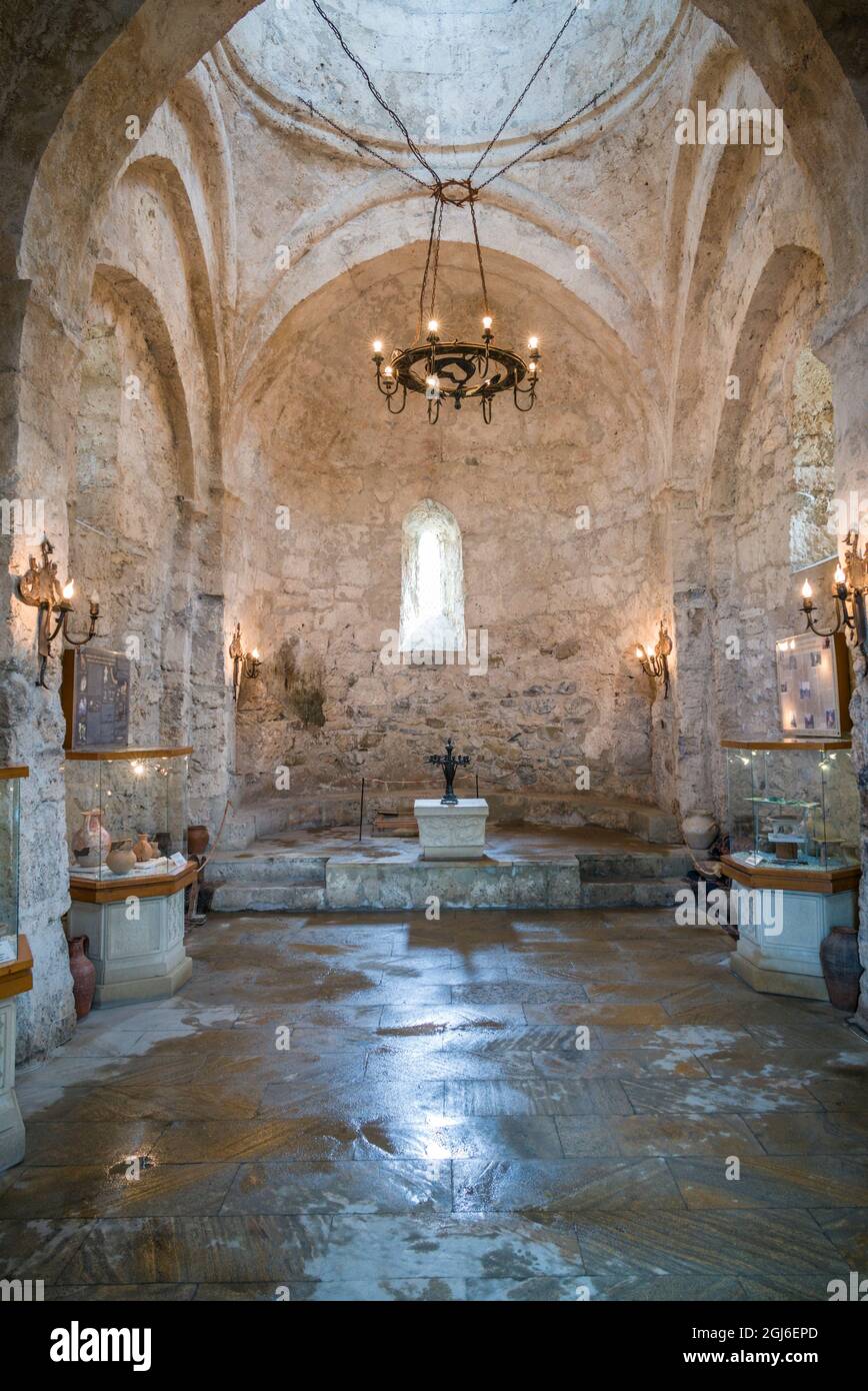 Aserbaidschan, Kisch. Kaukasische albanische Kirche Innenraum, 12. Jahrhundert. Stockfoto