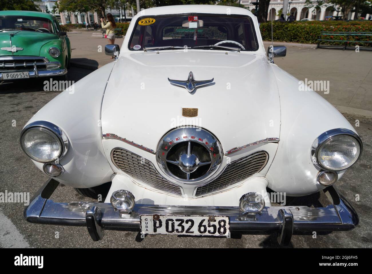 Studebaker Auto als Taxi im Zentrum von Cienfuegos, Kuba. Stockfoto