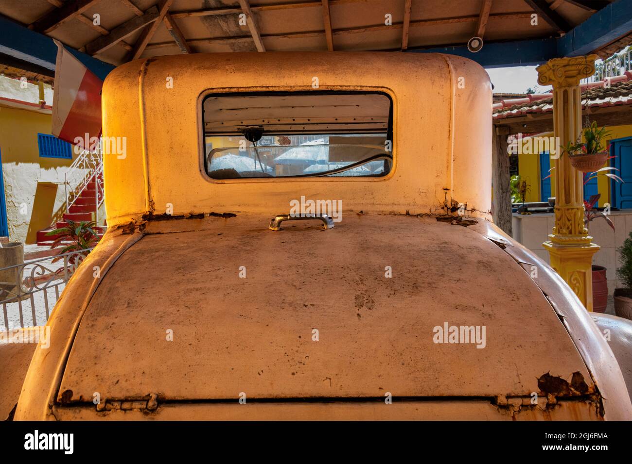 1928 Oldtimer in Trinidad, Cuba Restaurant Parkplatz. Stockfoto