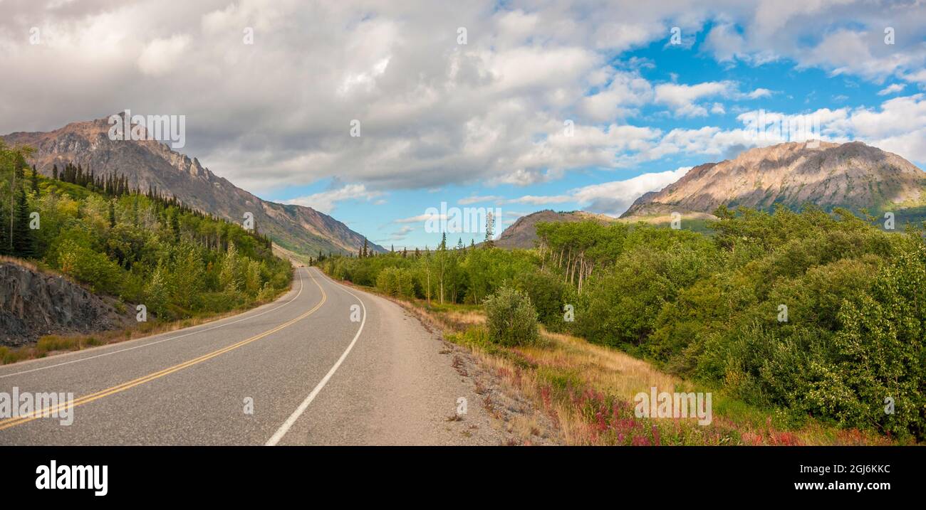 Kanada, British Columbia. Blick auf den Klondike Highway. Stockfoto