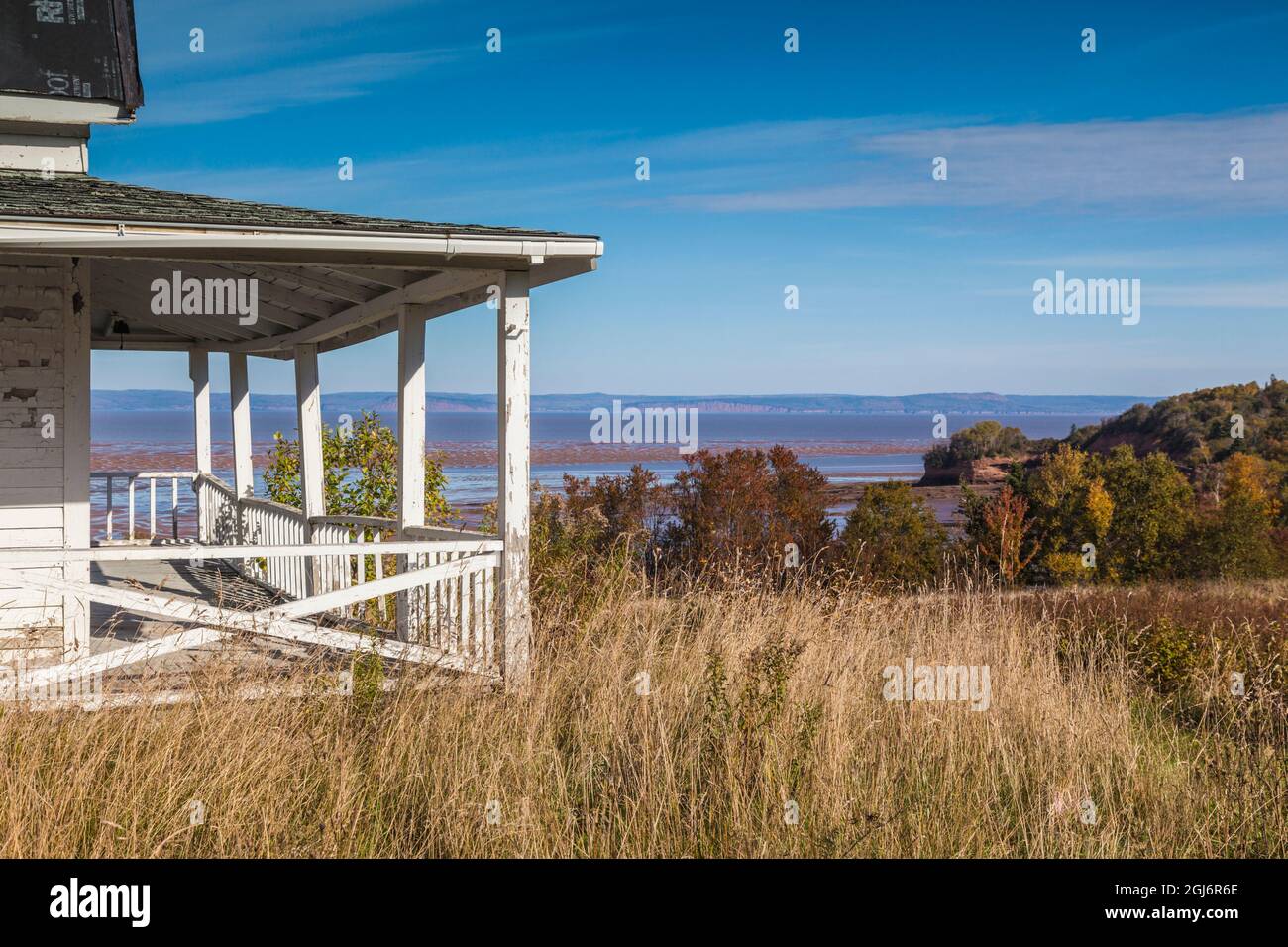 Kanada, Nova Scotia, Pembroke, verlassenes Haus auf der Minas Basin Stockfoto