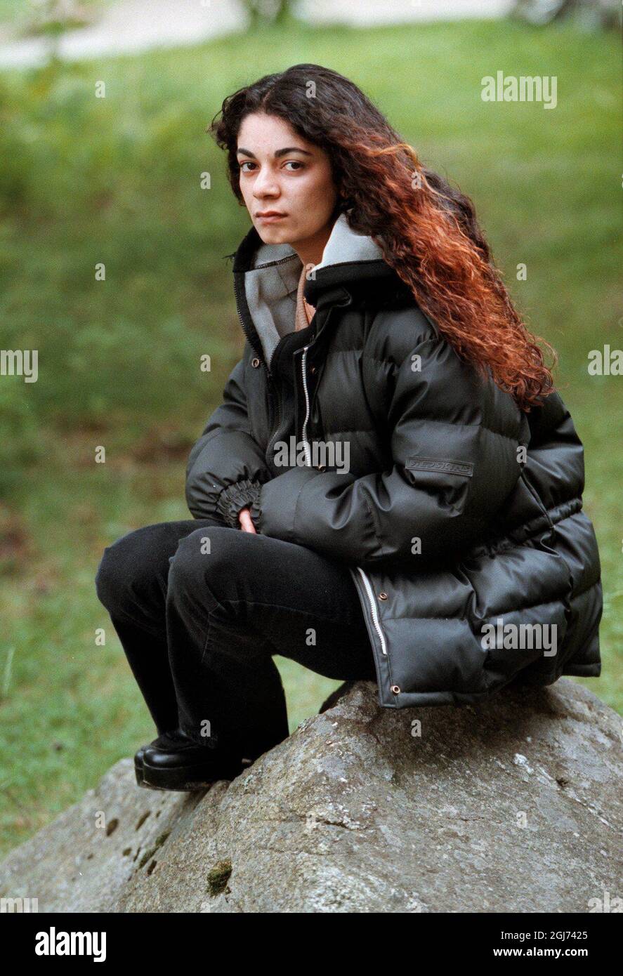 DATEI: Die 26-jährige Fadime Sahindal wurde am Montagabend, dem 21. Januar 2002, in der Stadt Uppsalen, Schweden, von ihrem Vater getötet. Ihr Vater und ihr Bruder hatten mehrere Male damit gedroht, sie zu töten, weil sie einen Freund schwedischer Abstammung hatten. Die Familie ist türkisch-kurdischer Abstammung. Fadime war mit ihrer Geschichte an die Öffentlichkeit gegangen, um anderen Mädchen in der gleichen Situation zu helfen. Zur Zeit des Mordes besuchte Fadime ihre Mutter und zwei Schwestern, die Zeugen des Mordes waren. Stockfoto