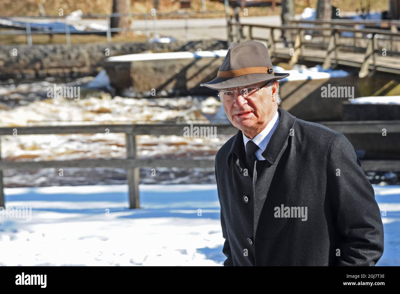 MORRUM 2013-03-25 Schwedens König Carl XVI Gustaf Monday nahm am Montag an einem Symposium über Lachs in Morrum in Südschweden Teil. Foto: Birger Lallo / SCANPIX kod 75276 Stockfoto