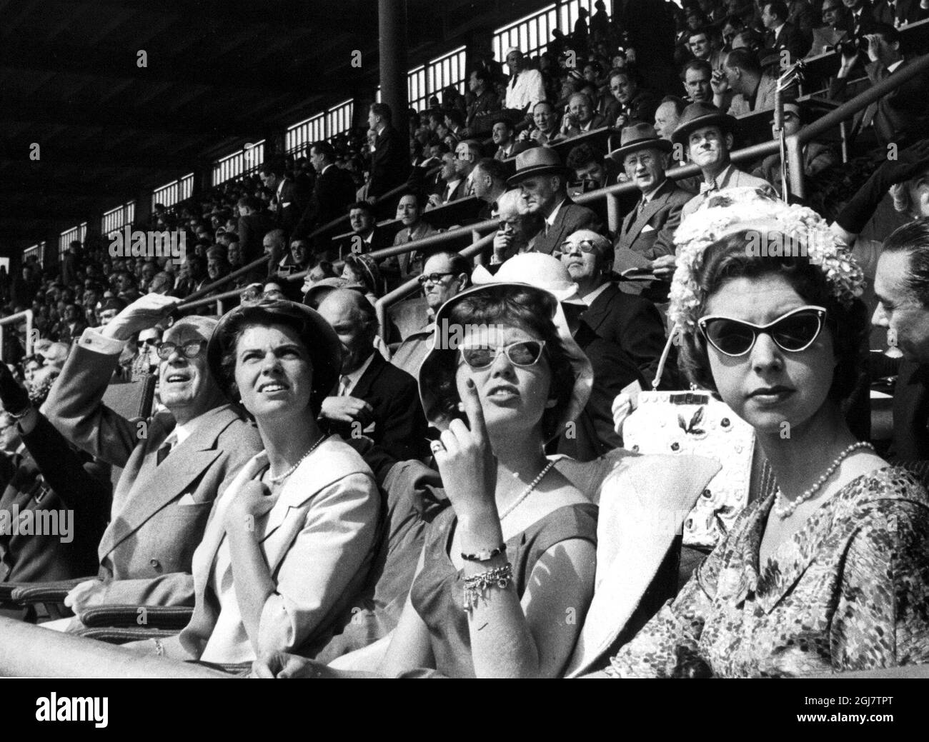 Die Eröffnung der FIFA FußballWeltmeisterschaft 1958 im Rasunda