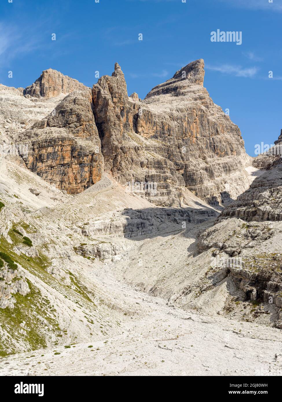 Bocca del Tuckett und Cima Sella. Die Brenta-Dolomiten, UNESCO-Weltkulturerbe. Italien, Trentino, Val Rendena Stockfoto