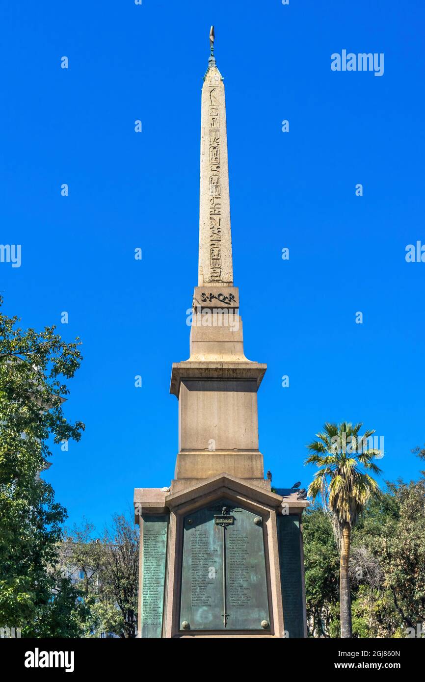 Ägyptische Hieroglyphen, Piazza della Republica, Rom, Italien. Obelisk brachte zur Piazza im 1700 vom Mausoleum von Augustus Caesar. Stockfoto