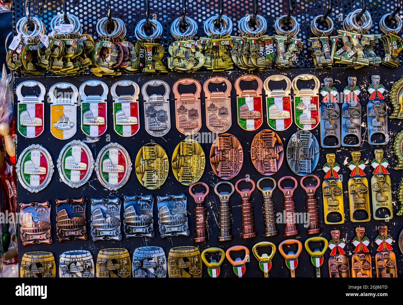 Römische Italienische Wahrzeichen Schlüsselanhänger Flaschenöffner Magnete,  Rom, Italien Stockfotografie - Alamy