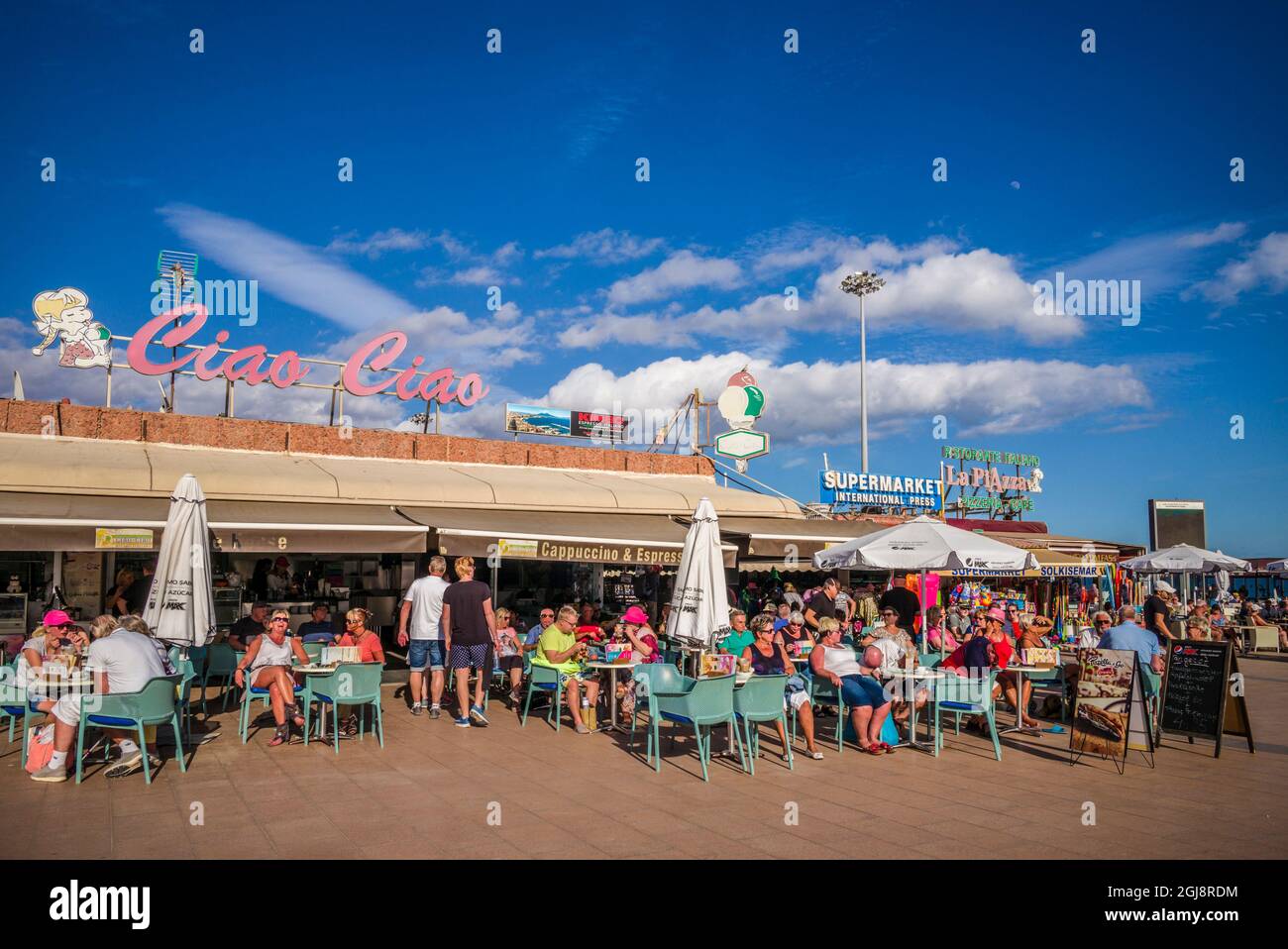 Spanien, Kanarische Inseln, Gran Canaria, Playa del Ingles, Beach plaza, Playa del Ingles Strand in Maspalomas. Stockfoto