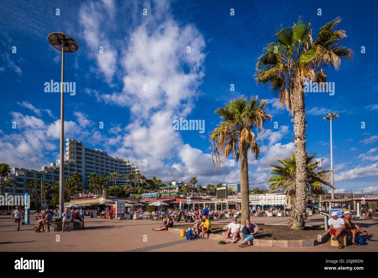 Spanien, Kanarische Inseln, Gran Canaria, Playa del Ingles, Beach plaza, Playa del Ingles Strand in Maspalomas. Stockfoto