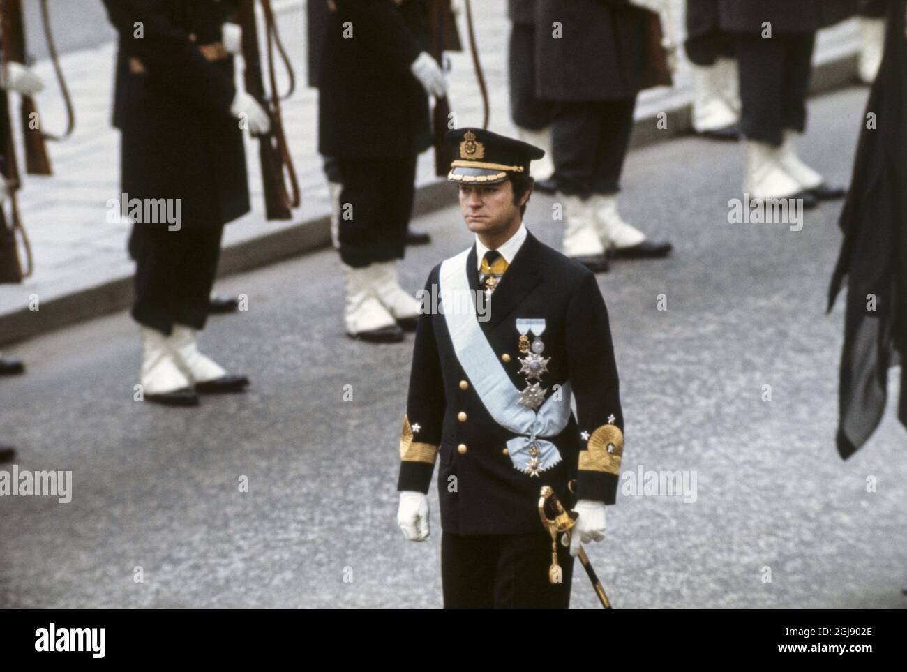 ARKIV STOCKHOLM 1972-12-07. Kronprinz Carl Gustaf wird während der Beerdigung von Prinzessin Sibylla in Stockholm, Schweden, am 7. Dezember 1972 gesehen Foto: SVT Bild / Kod: 5600 Stockfoto