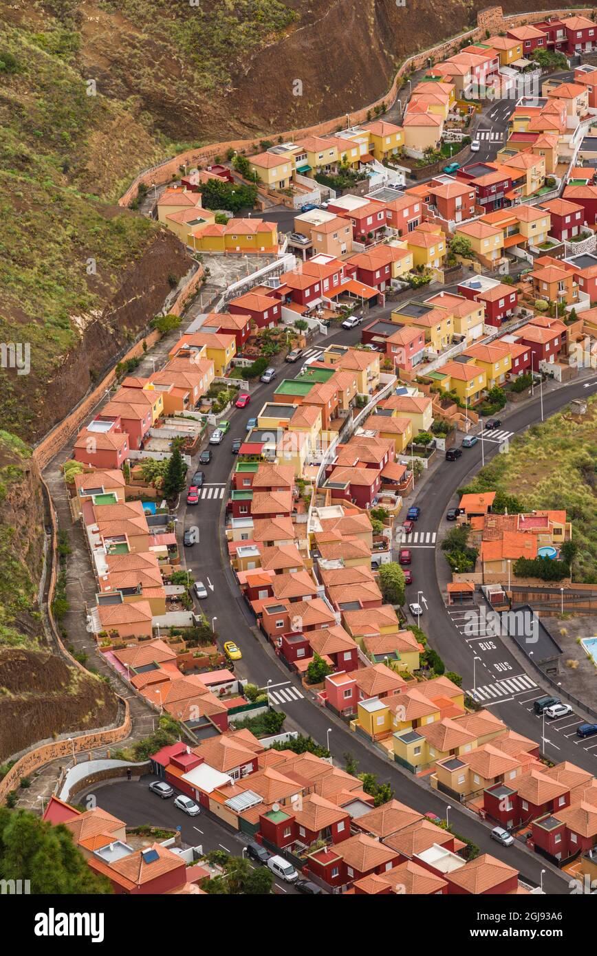 Spanien, Kanarische Inseln, La Palma, Santa Cruz de la Palma, sonnige Aussicht auf das Valle de la Luna Nachbarschaft Stockfoto