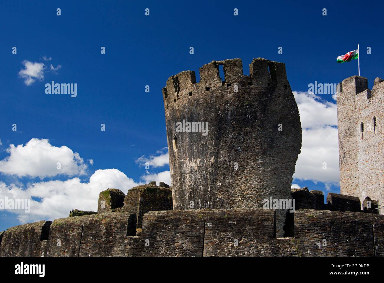 Vereinigtes Königreich, Wales, Caerphilly. Schiefer Turm von Caerphilly Castle in Wales. Stockfoto