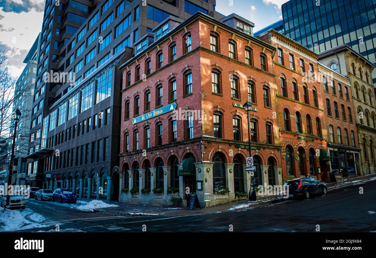 The Brick District, enthält das Geldert (Old Bowes) Old Bowes Building, das Old Triangle Irish Alehouse Stockfoto